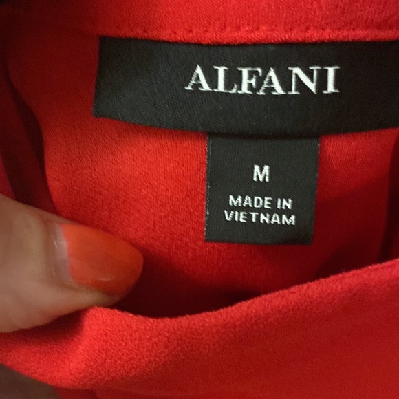 Alfani sleeveless red blouse - Picture 2 of 5
